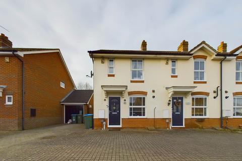 2 bedroom end of terrace house for sale, Horton Close, Aylesbury HP19