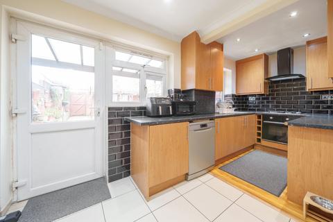 3 bedroom terraced house for sale, Goldsworthy Way, Cippenham, Berkshire, SL1