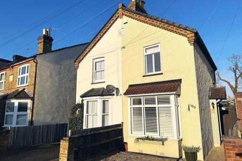 Wendover Road, Staines-upon-Thames, Surrey, TW18