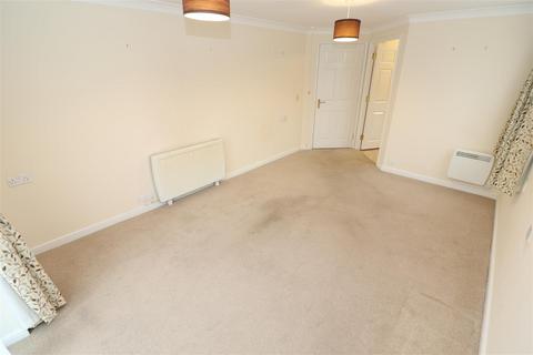 1 bedroom retirement property for sale, High Street South, Rushden NN10