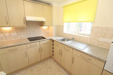 1 bedroom retirement property for sale, High Street South, Rushden NN10