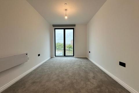 2 bedroom apartment to rent, Springwell Gardens, Leeds LS12