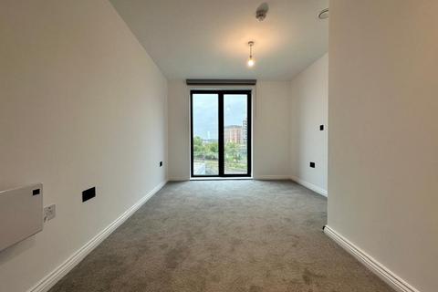 2 bedroom apartment to rent, Springwell Gardens, Leeds LS12