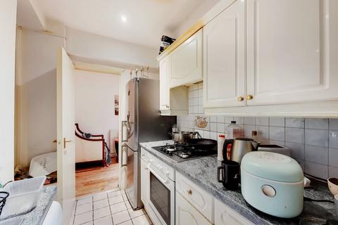 1 bedroom flat to rent, Collingham Place, South Kensington, London, SW5