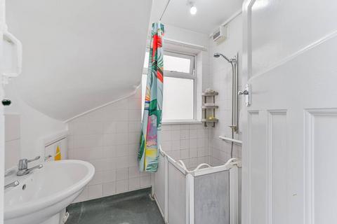 269 Thornton Road, Croydon, CR0 3EW