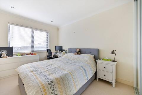 1 bedroom flat for sale, High Street, Teddington, TW11