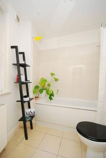 Studio to rent, Mare Street, Hackney, London, E8