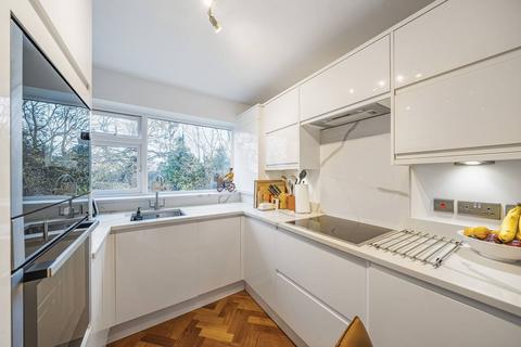 2 bedroom flat for sale, Cedar Drive, East Finchley, London, N2