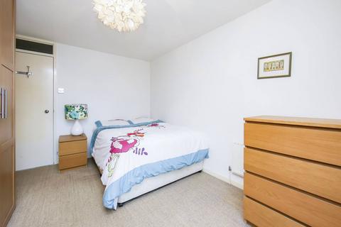 1 bedroom flat to rent, South Lambeth Road, Oval, London, SW8