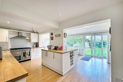 5 bedroom detached house for sale, Ravenwood Drive, Hale Barns