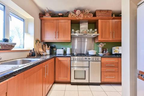 3 bedroom maisonette for sale, Worcester Park Road, Worcester Park, KT4