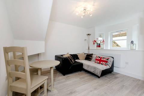 1 bedroom flat to rent, Victoria Road, Guildford, GU1