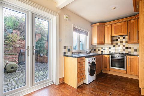 3 bedroom end of terrace house for sale, Ledstone Road, Woodseats S8