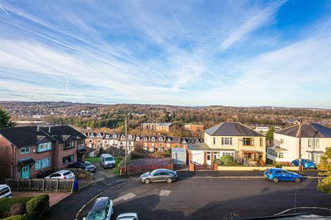 3 bedroom end of terrace house for sale, Ledstone Road, Woodseats S8