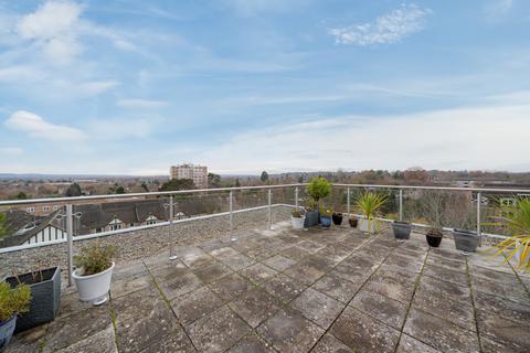 2 bedroom apartment for sale, Park Heights, Constitution Hill, Woking