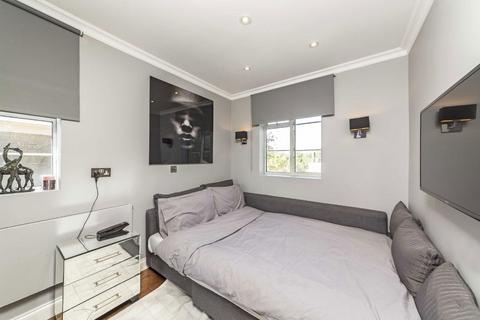 2 bedroom flat for sale, St. Johns Wood Road, London NW8