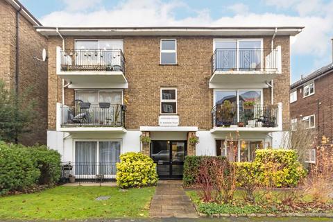 2 bedroom flat to rent, Adelaide Road, Surbiton KT6