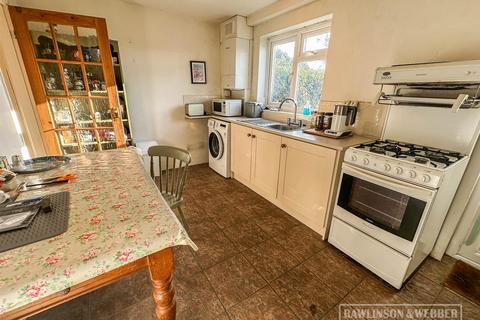 3 bedroom semi-detached house for sale, Beauchamp Road, West Molesey KT8