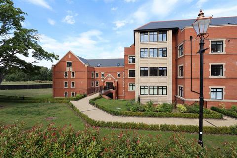 2 bedroom apartment for sale, Marlborough Drive, Bushey WD23