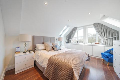 2 bedroom apartment for sale, Marlborough Drive, Bushey WD23