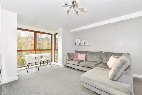 1 bedroom flat for sale, Commonwealth Drive, Three Bridges, Crawley, West Sussex