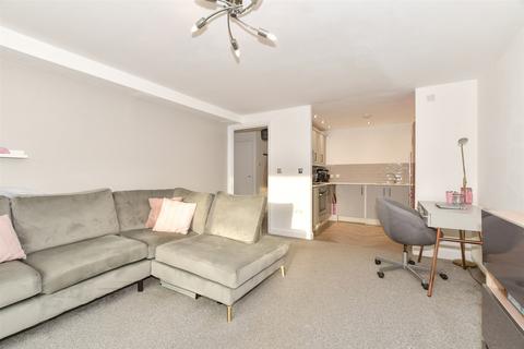 1 bedroom flat for sale, Commonwealth Drive, Three Bridges, Crawley, West Sussex