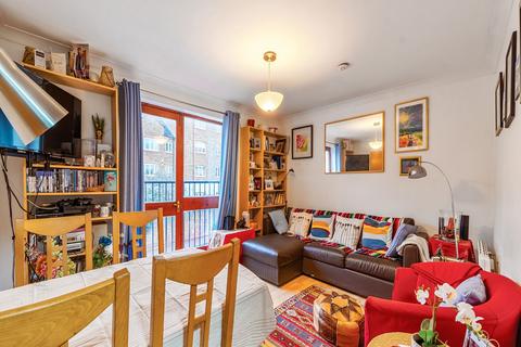 2 bedroom flat for sale, Rotherhithe Street, Tideway Court, SE16