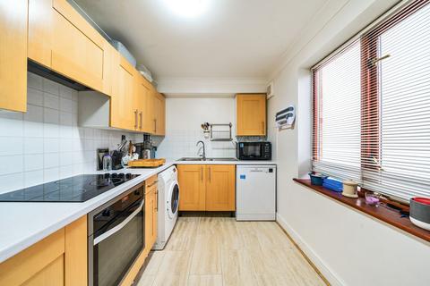 2 bedroom flat for sale, Rotherhithe Street, Tideway Court, SE16