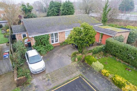 5 bedroom detached bungalow for sale, Byron Close, Canterbury, CT1