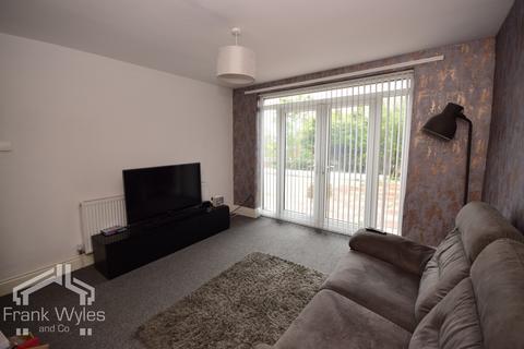 3 bedroom detached bungalow to rent, Church Road, St. Annes, Lytham St. Annes, Lancashire, FY8 3TH