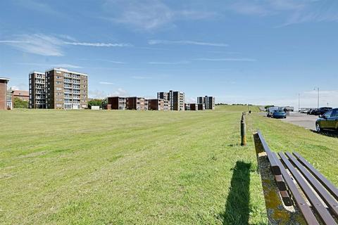 2 bedroom flat for sale, Sutton Place, Bexhill-On-Sea