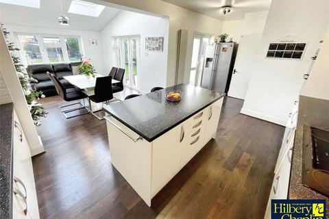 4 bedroom semi-detached house for sale, Beech Avenue, Upminster, Essex, RM14