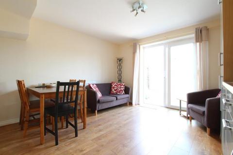 5 bedroom terraced house to rent, Wood Mead, Bristol BS16