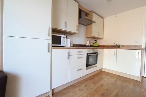 5 bedroom terraced house to rent, Wood Mead, Bristol BS16