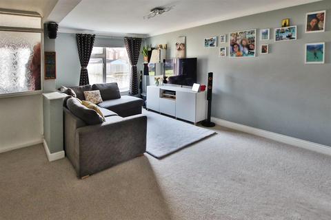 3 bedroom end of terrace house for sale, Northmore Road, Locks Heath, Southampton