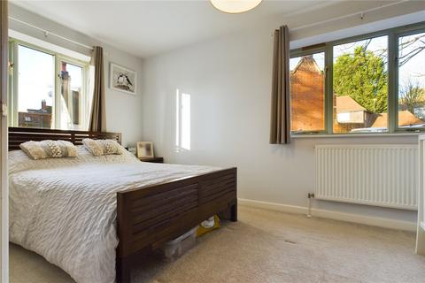 1 bedroom apartment for sale, Station Road, Woolhampton, Reading, Berkshire, RG7