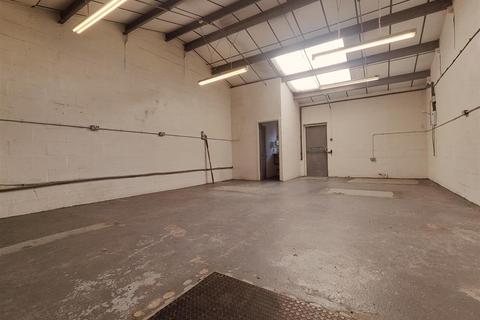 Industrial unit to rent, D-Block, Norwood Industrial Estate, Killamarsh, Sheffield