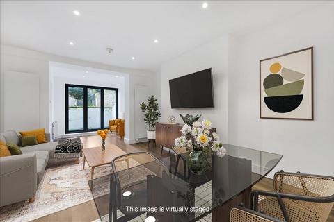 2 bedroom flat for sale, Hammersmith Grove, London, W6