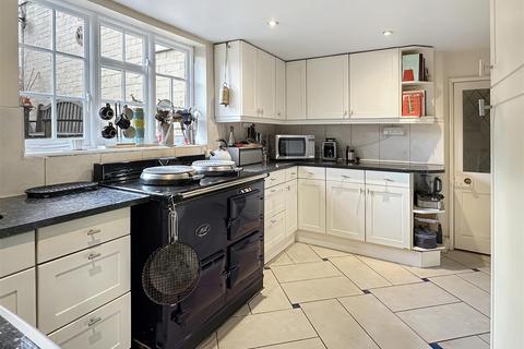 41 Lensfield Road, Cambridge, CB2 1EN