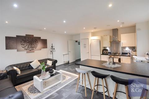 Flat 1, Passingham House Ferraro Close, Hounslow, TW5 0BF