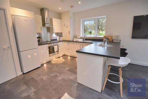 Flat 1, Passingham House Ferraro Close, Hounslow, TW5 0BF