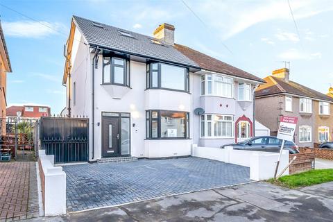 44 Luddesdon Road, Erith, DA8 1NG