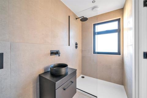 44 Luddesdon Road, Erith, DA8 1NG
