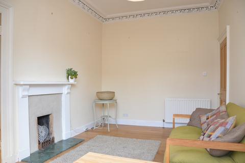 2 bedroom flat to rent, Marlborough Street, Edinburgh EH15