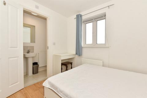 12 Bishop Close, Margate, CT9 4FP