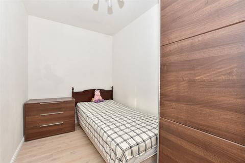12 Bishop Close, Margate, CT9 4FP