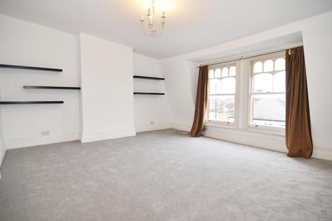 2 bedroom apartment to rent, High Street, Teddington