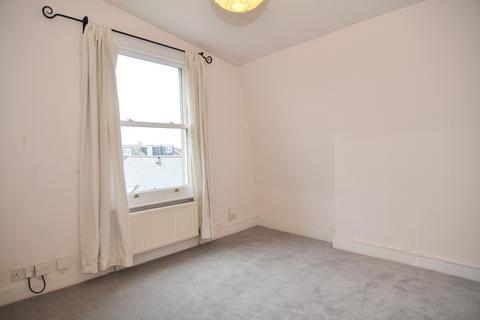 2 bedroom apartment to rent, High Street, Teddington