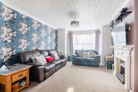 4 bedroom semi-detached house for sale, Victoria Road, Lowestoft