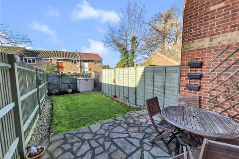 30 Stanton Close, Orpington, BR5 4RN